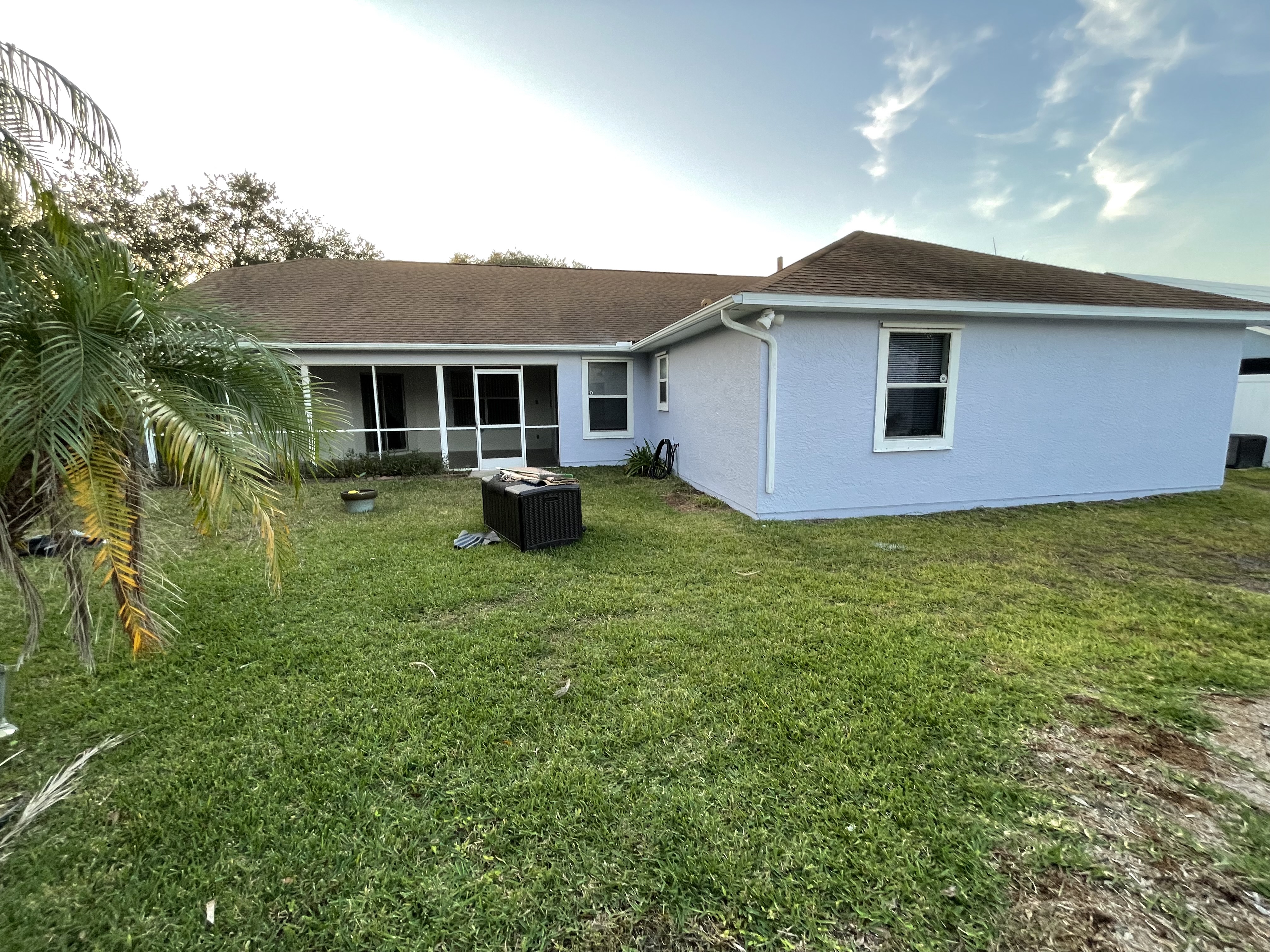 Signs it's time to repaint your home's exterior in Florida